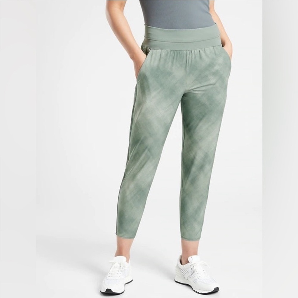 ATHLETA Nolita Slim Tapered Ankle High Rise Pants Size 2 Travel UPF Quick Dry - Picture 1 of 16